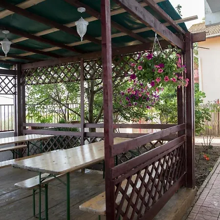 Vila Ara Pensión